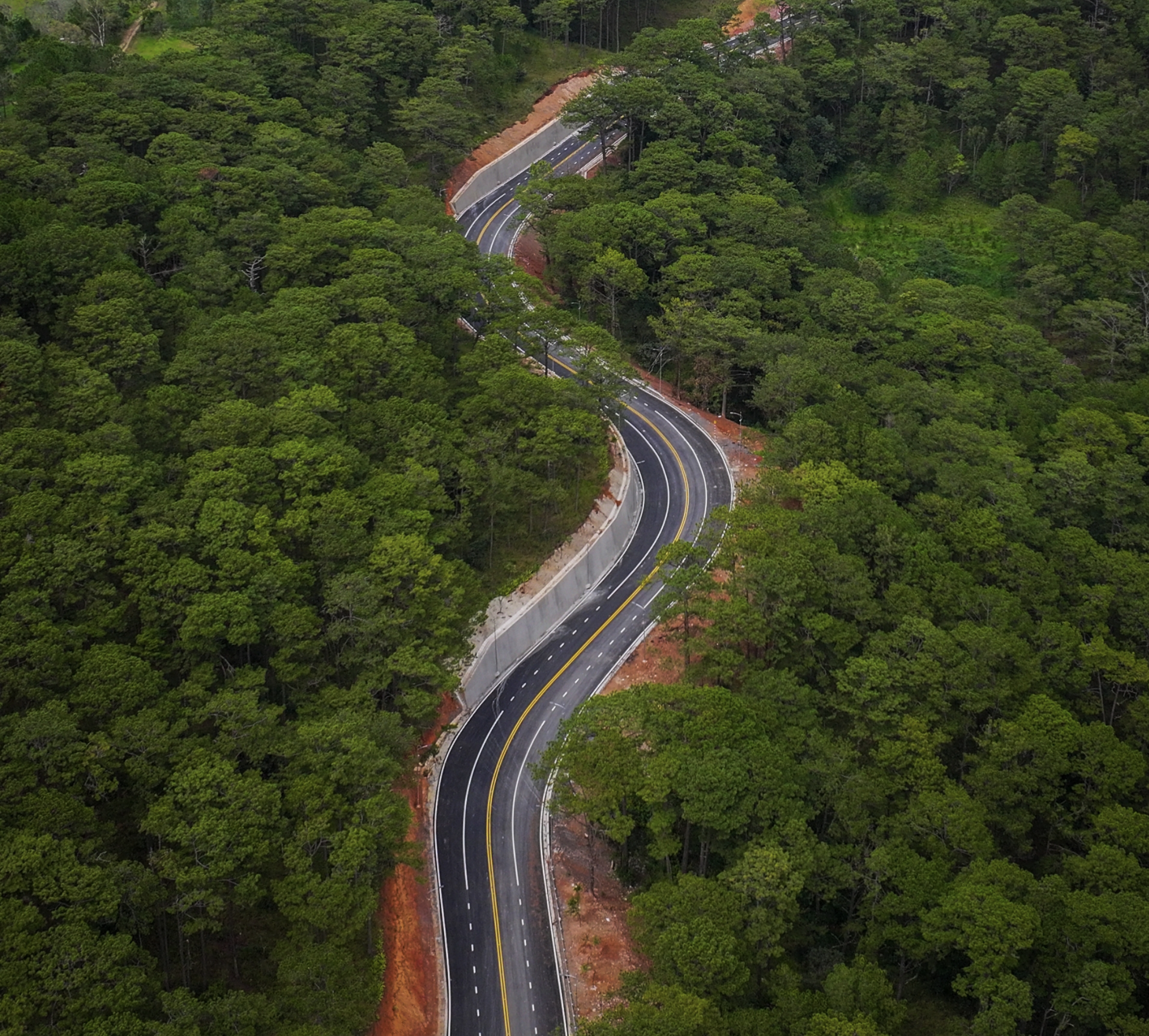 Tạm thời thông xe đèo Prenn trong dịp Tết Dương lịch